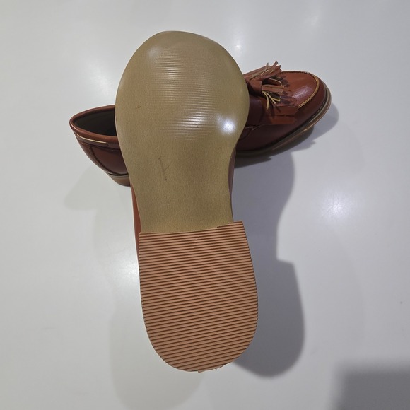 Wanted Charlie Women Brown Leather Tassel Loafer Shoes Size 6 - Picture 5 of 5